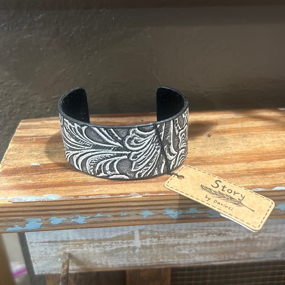 story bracelet